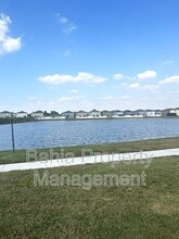 582 Royal Empress Dr in Ruskin, FL - Building Photo - Building Photo
