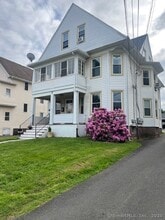 131 S Highland St in West Hartford, CT - Building Photo - Building Photo