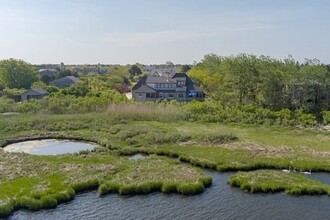 46 Tennessee Ave in Nantucket, MA - Building Photo - Building Photo