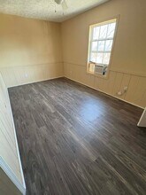 527 E Main St in Glasgow, KY - Building Photo - Building Photo