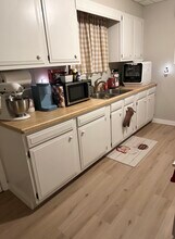31 Teddy Ave, Unit Left in Lakewood, NY - Building Photo - Building Photo
