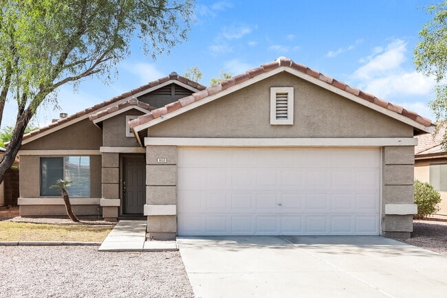 property at 1033 E Yuma Ave