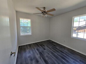 3817 Rainier St in Irving, TX - Building Photo - Building Photo