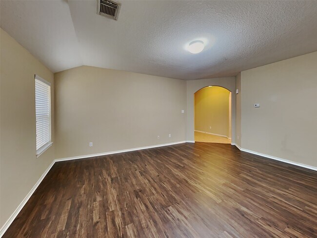 9215 Birch Springs Dr