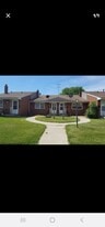 2812 Halsted Rd in Rockford, IL - Building Photo