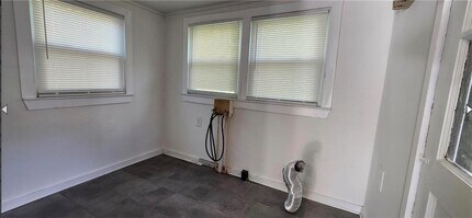 3510 E Ponce de Leon Ave in Scottdale, GA - Building Photo - Building Photo