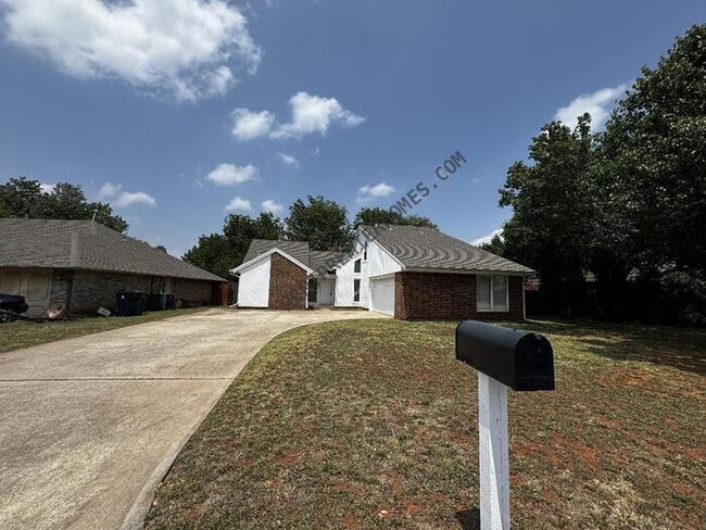 7333 Edenborough Dr