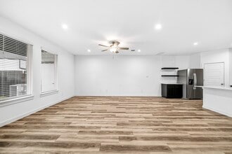 3014 Skyline Mesa Dr in Houston, TX - Building Photo - Building Photo