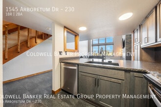 1545 Arboretum Dr in Oshkosh, WI - Building Photo - Building Photo