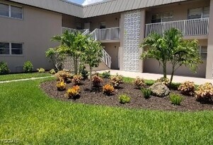 4608 SE 6th Ave in Cape Coral, FL - Building Photo