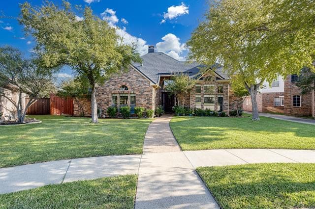 9812 Canyon Crest Cir in Irving, TX - Building Photo - Building Photo