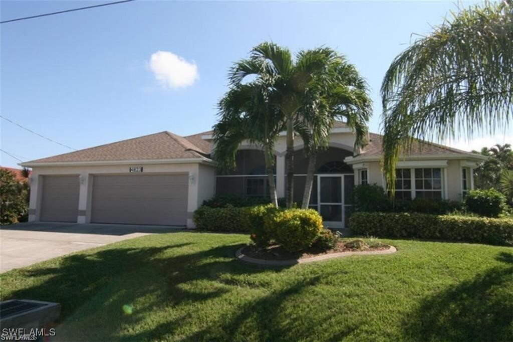 4823 Triton Ct W in Cape Coral, FL - Building Photo