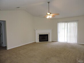 2052 Southwind Cir in Pensacola, FL - Building Photo - Building Photo