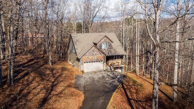 211 Spicewood Dr in Boone, NC - Building Photo - Building Photo