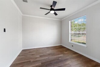 321 Williamsburg Dr in Van Alstyne, TX - Building Photo - Building Photo
