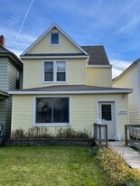 1912 Greysolon Rd in Duluth, MN - Building Photo
