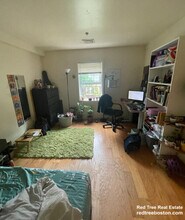 34 Raymond St, Unit 1 in Boston, MA - Building Photo - Building Photo