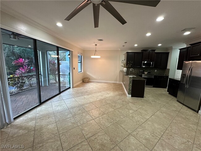 property at 15282 Summit Pl Cir