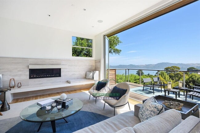 19 Toyon Ln in Sausalito, CA - Building Photo - Building Photo