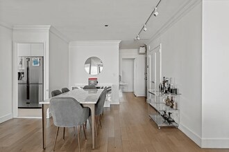 117 E 57th St in New York, NY - Foto de edificio - Building Photo