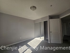 7331 Terwillegar Dr S NW in Edmonton, AB - Building Photo - Building Photo