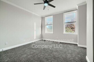 2116 E Hoffman St in Baltimore, MD - Building Photo - Building Photo