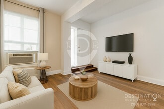 Rio House Apartments in Austin, TX - Building Photo - Building Photo