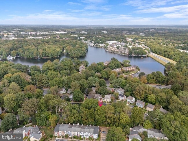 property at 2082 Cobblestone Ln