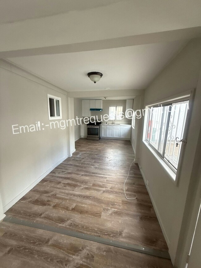 6212 Orchard Ave in Bell, CA - Building Photo - Building Photo