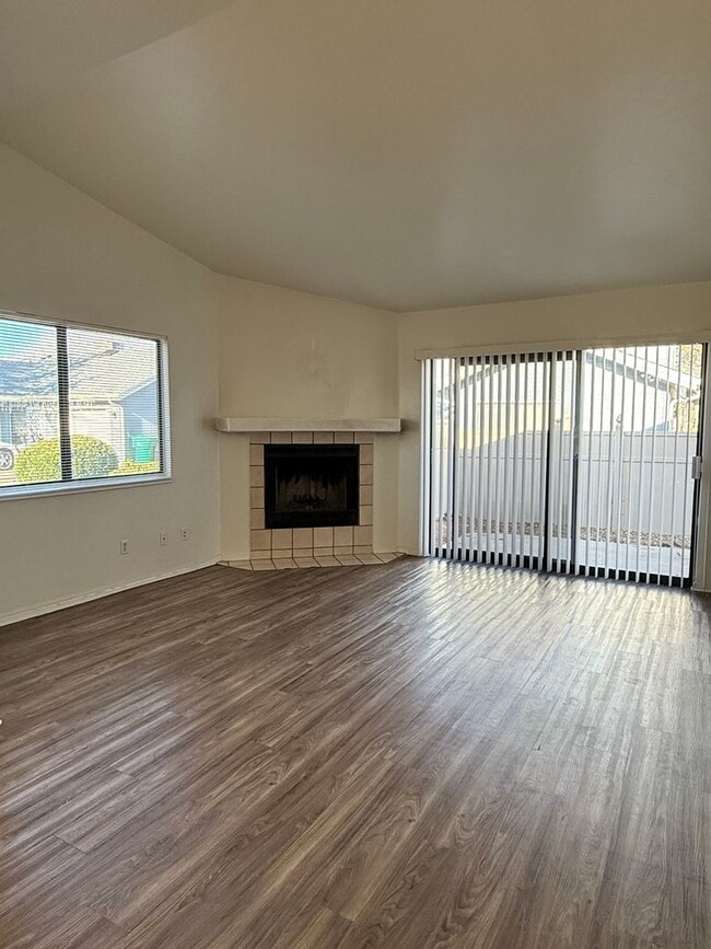 8372 E Lakeshore Dr in Prescott Valley, AZ - Building Photo - Building Photo