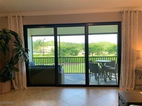 11784 Grand Belvedere Way in Ft. Myers, FL - Foto de edificio - Building Photo