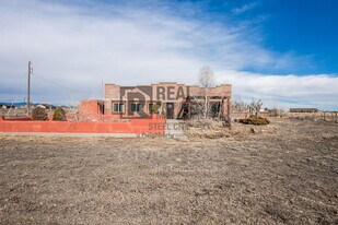 531 E Milt Dr in Pueblo West, CO - Building Photo