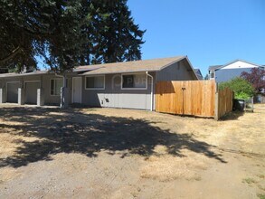 315 Choker St SE in Olympia, WA - Building Photo - Building Photo
