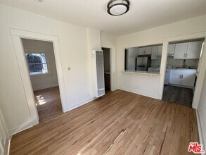 424 N Venice Blvd in Los Angeles, CA - Building Photo - Building Photo