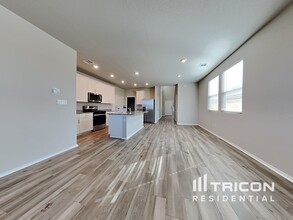 5200 Saddle Clb Dr in Georgetown, TX - Building Photo - Building Photo