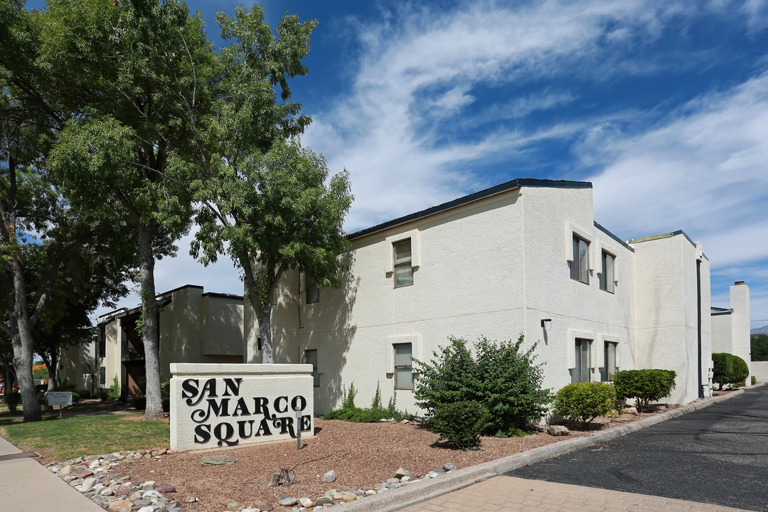 San Marco Square in Tucson, AZ - Foto de edificio