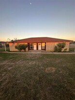 120 Don Propp Rd in Azle, TX - Building Photo