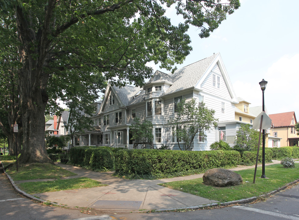 72-88 Edgerton St in Rochester, NY - Building Photo