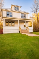 325 Main St in Hurleyville, NY - Building Photo