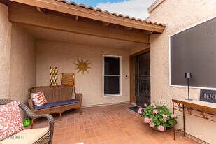 475 Leisure World in Mesa, AZ - Building Photo