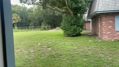 7290 Daniel Webster Dr in Winter Park, FL - Foto de edificio - Building Photo