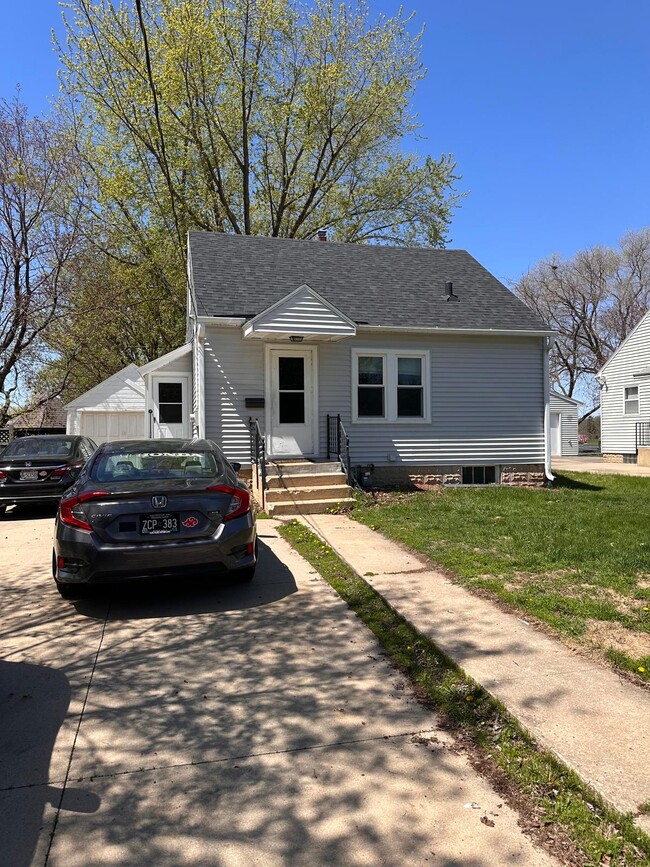 property at 707 11th Ave NE