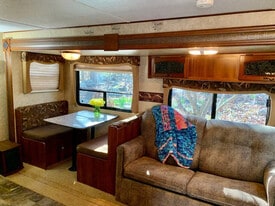 615 Tall Oaks Rd in Chapel Hill, NC - Building Photo