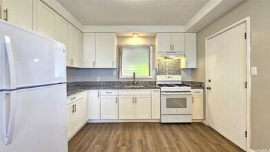 1767 Puowaina Dr in Honolulu, HI - Building Photo - Building Photo