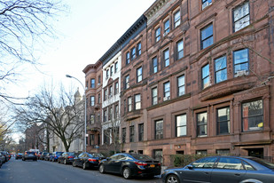 144 W 76th St Apartments