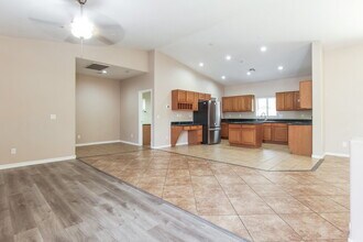 1841 E Hartford Ave in Phoenix, AZ - Building Photo - Building Photo