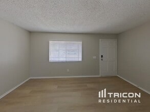 1006 E Clarendon Ave in Phoenix, AZ - Building Photo - Building Photo