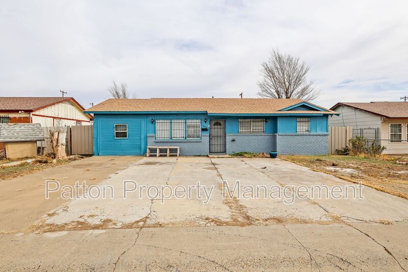 912 Foxglove St in Amarillo, TX - Building Photo