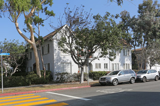 957 7th St in Santa Monica, CA - Building Photo - Building Photo