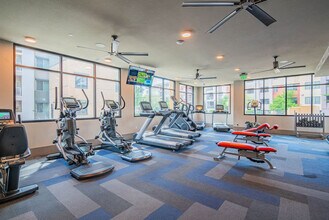 15501 N Dial Blvd in Scottsdale, AZ - Building Photo - Building Photo
